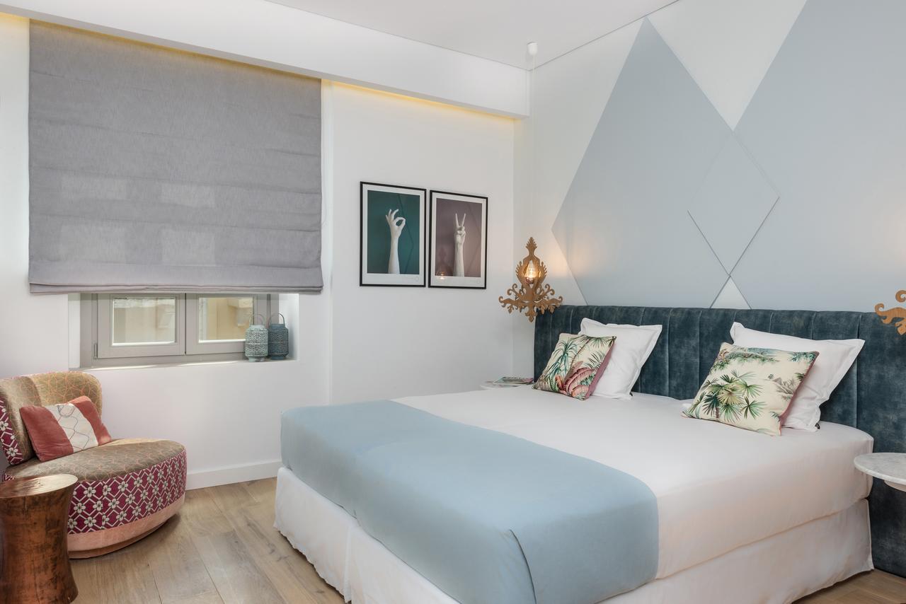 Отель Nyx Chic Manor 3*